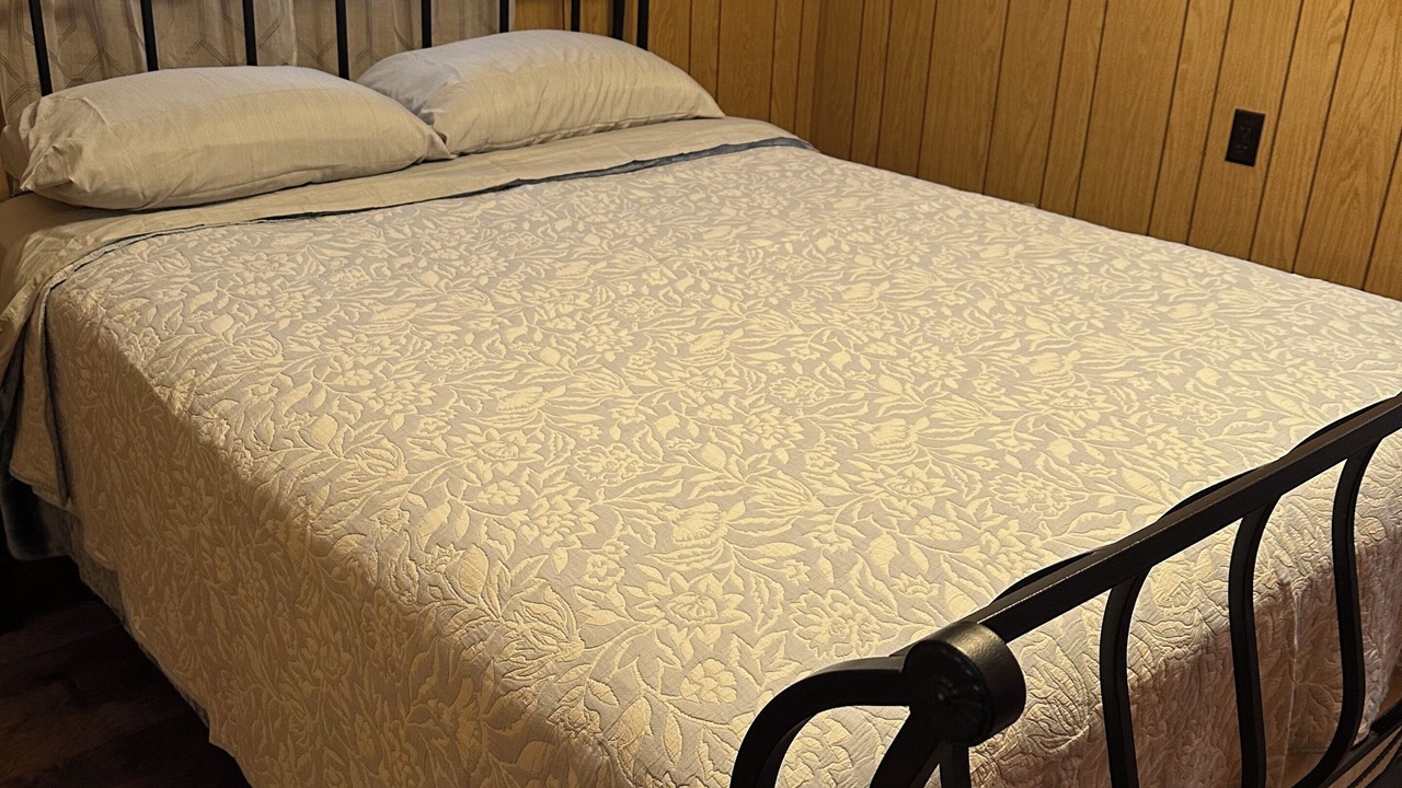 Photo of Bedroom in Ballengee