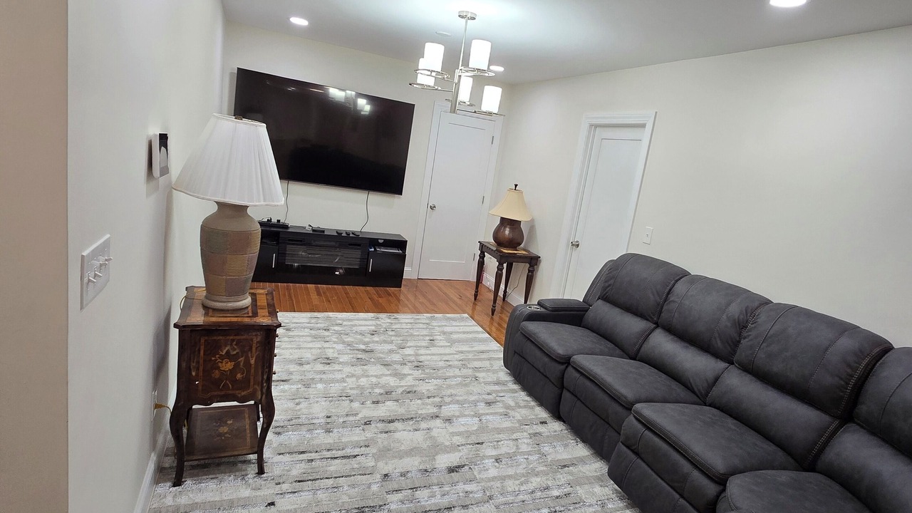 Photo of Livingroom in Malden