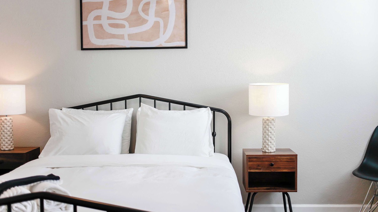 Photo of Bedroom in Cottage Line