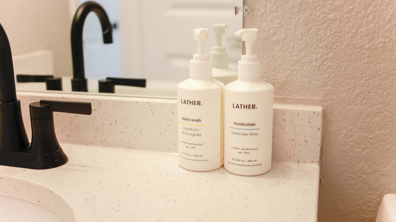 Photo of Bathroom in Cottage Line