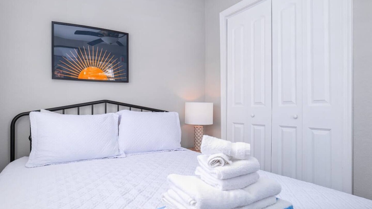Photo of Bedroom in Cottage Line