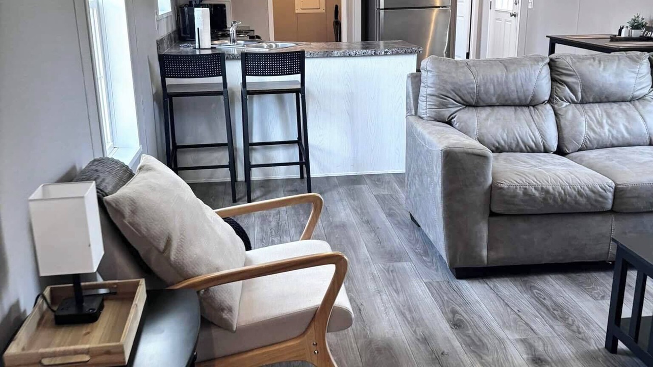 Photo of Livingroom in Warren