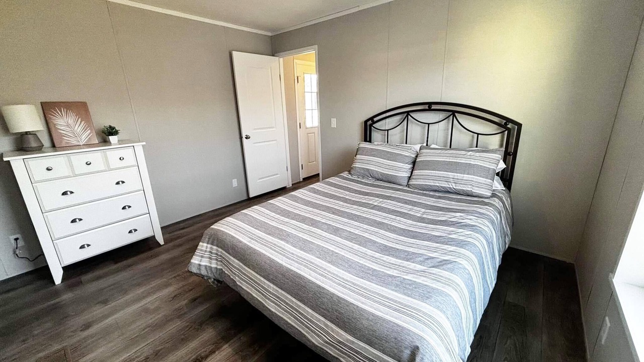 Photo of Bedroom in Warren