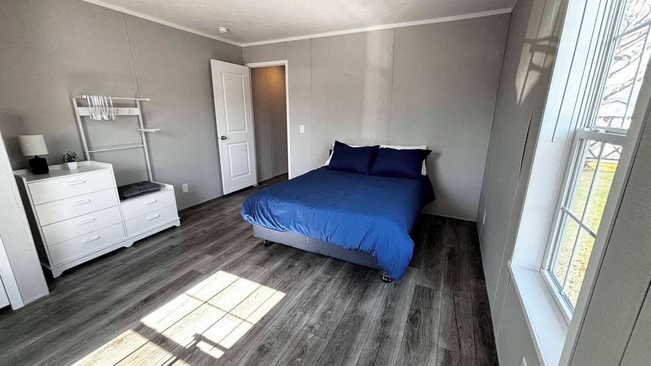 Photo of Bedroom in Warren