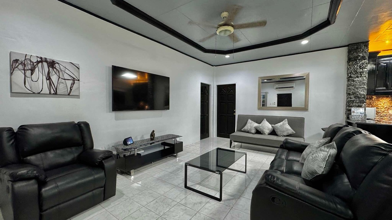 Photo of Livingroom in Lapu-Lapu