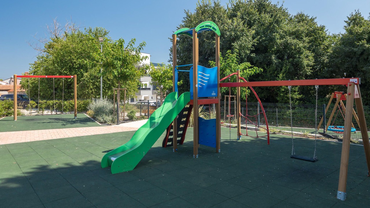Photo of Others in Tar-Vabriga