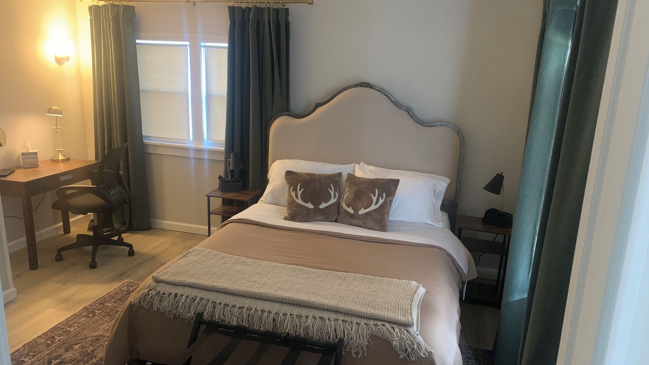 Photo of Bedroom in Newfield