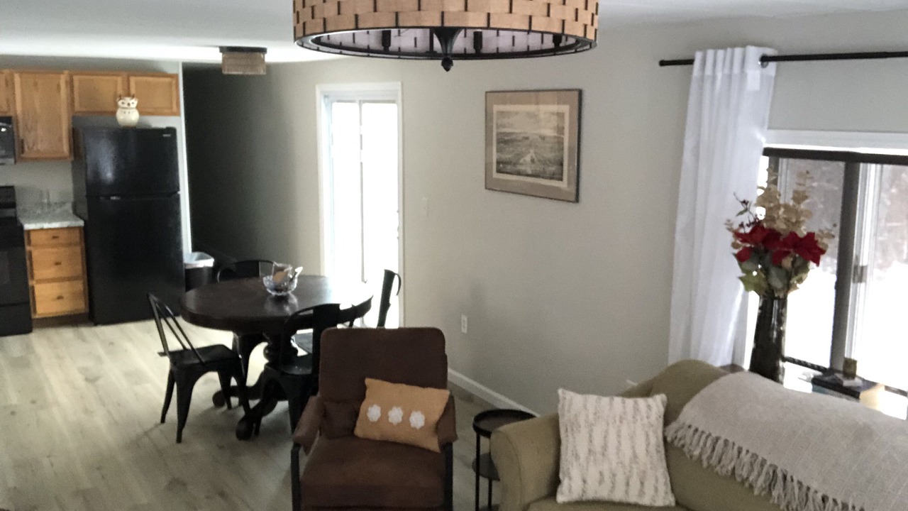 Photo of Livingroom in Newfield