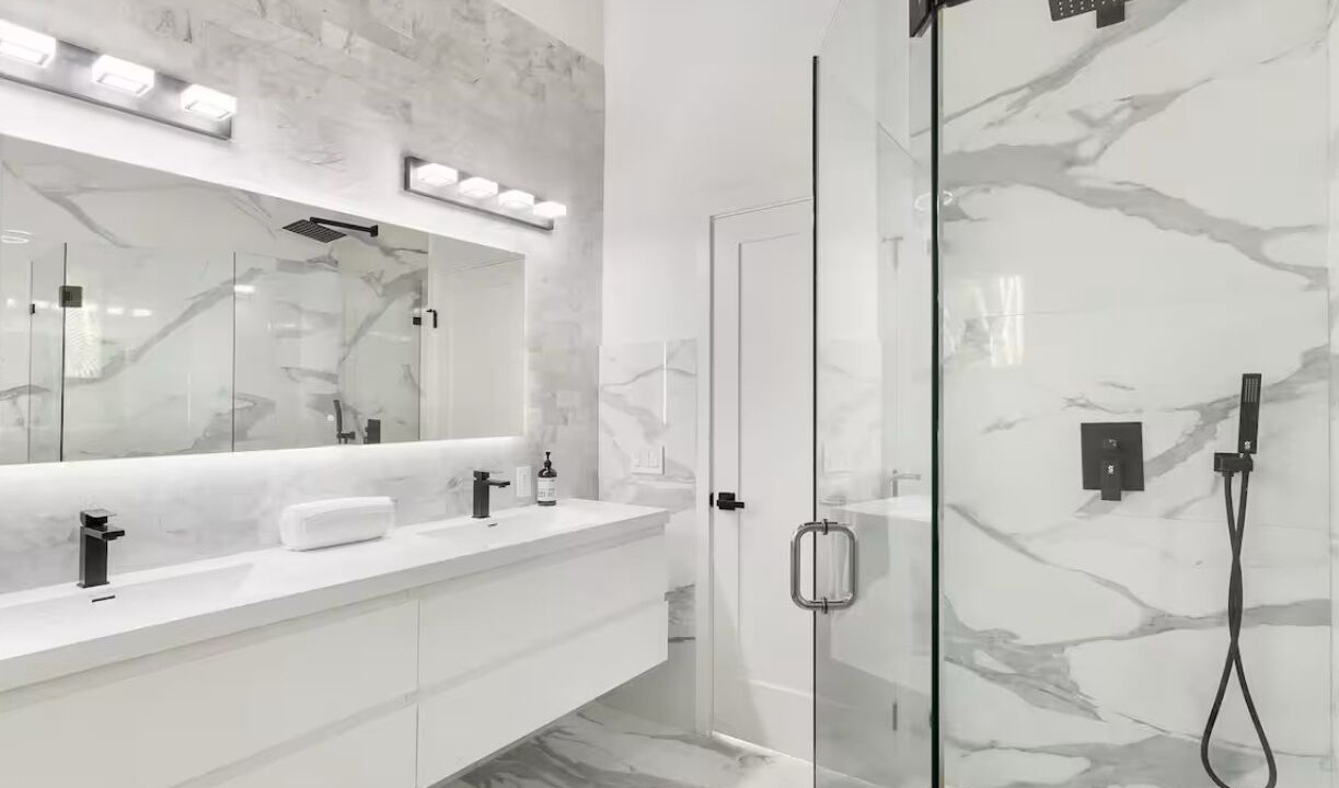 Photo of Bathroom in North Bay Village