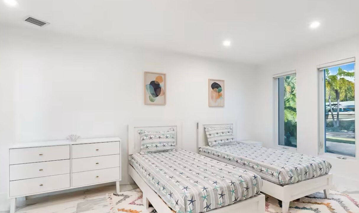 Photo of Bedroom in North Bay Village
