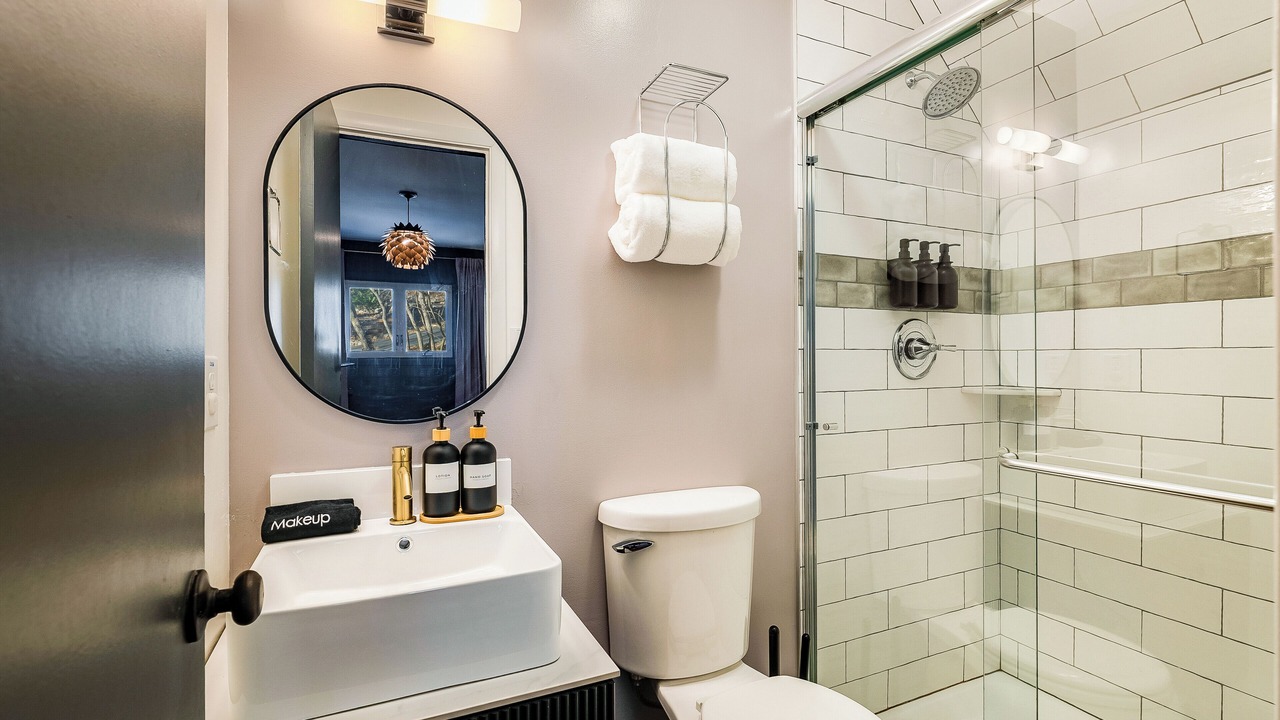 Photo of Bathroom in Massanutten
