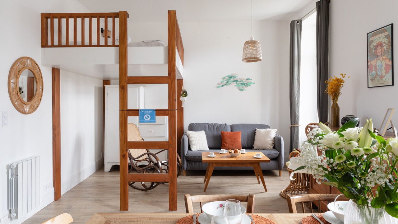 Photo of Livingroom in Saint-Ideuc