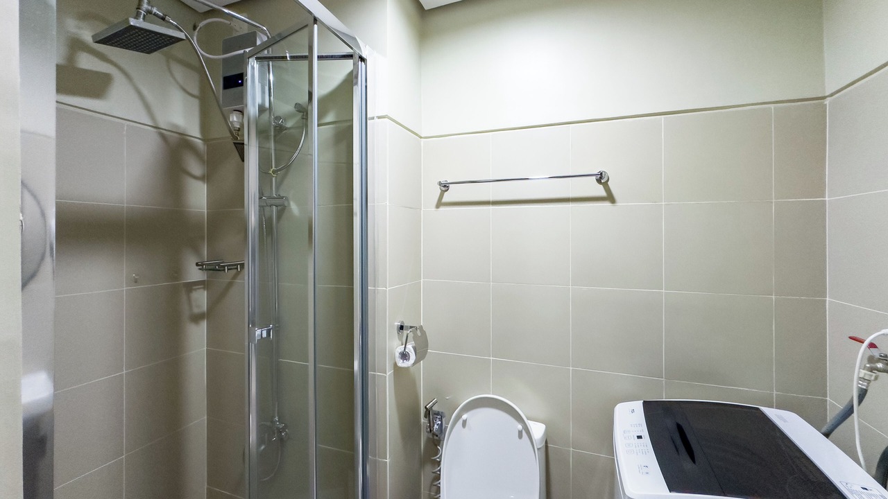 Photo of Bathroom in Highway Hills