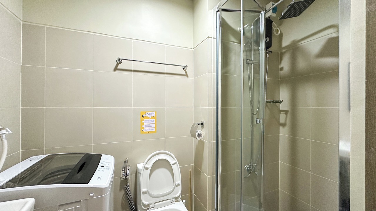 Photo of Bathroom in Highway Hills