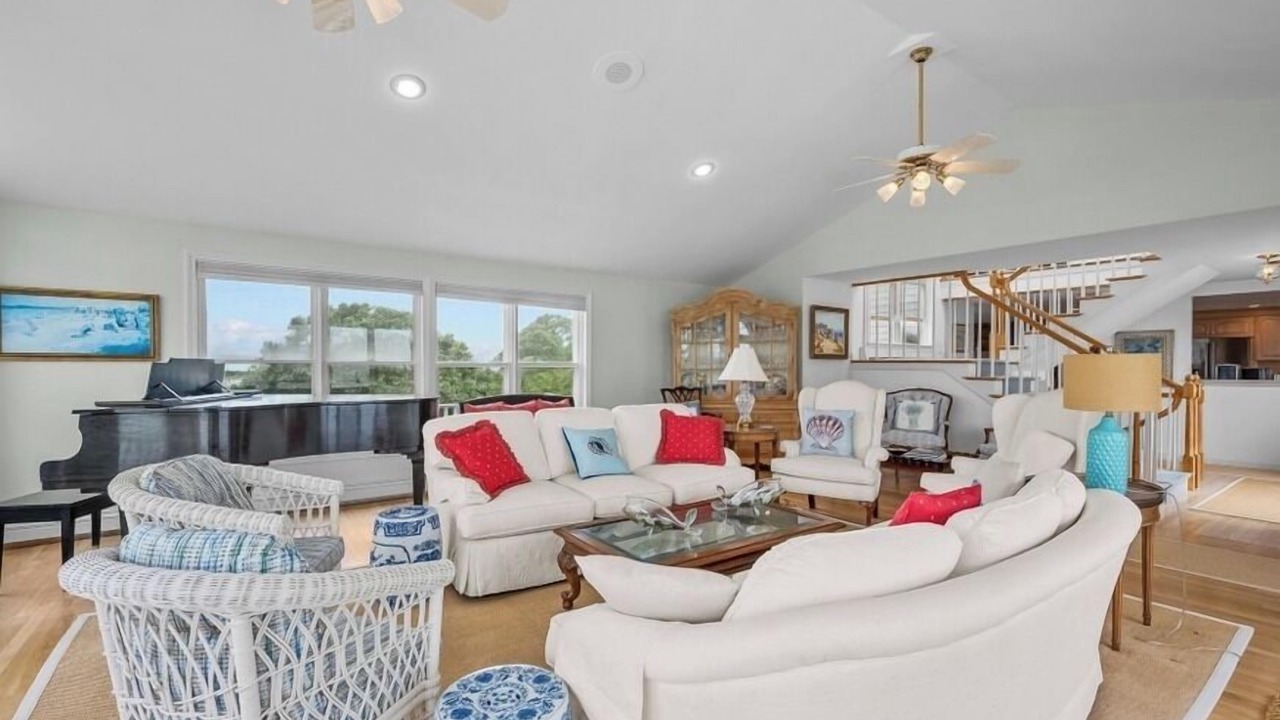 Photo of Livingroom in Chatham