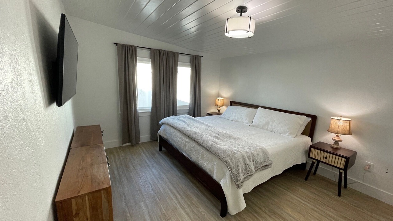 Photo of Bedroom in Laguna Beach