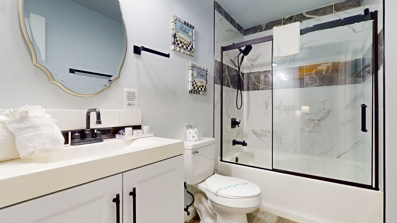 Photo of Bathroom in Lake Wilson Preserve