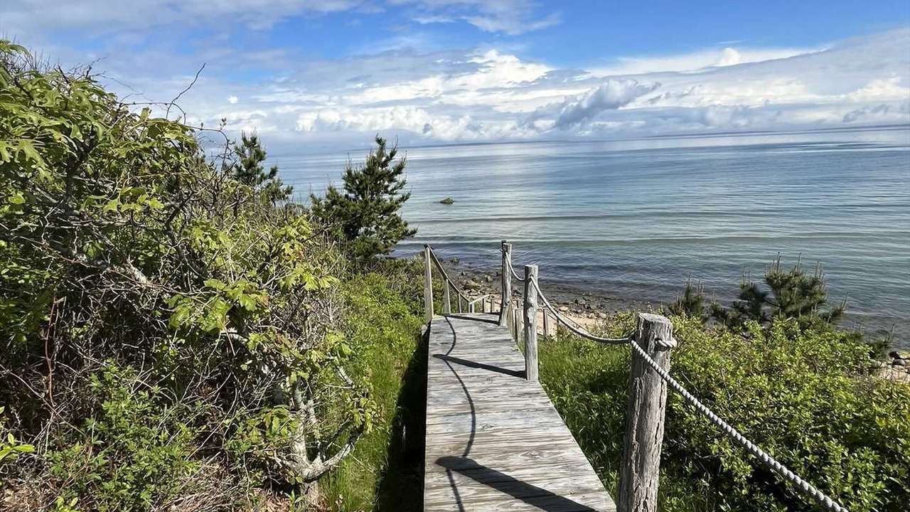 Photo of Others in Aquinnah