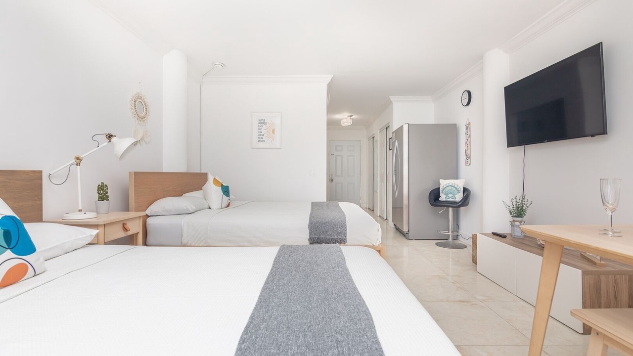 Photo of Bedroom in North Bay Village