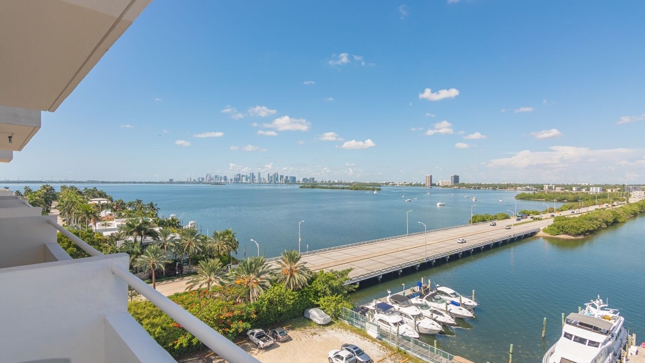 Photo of Outdoor in North Bay Village