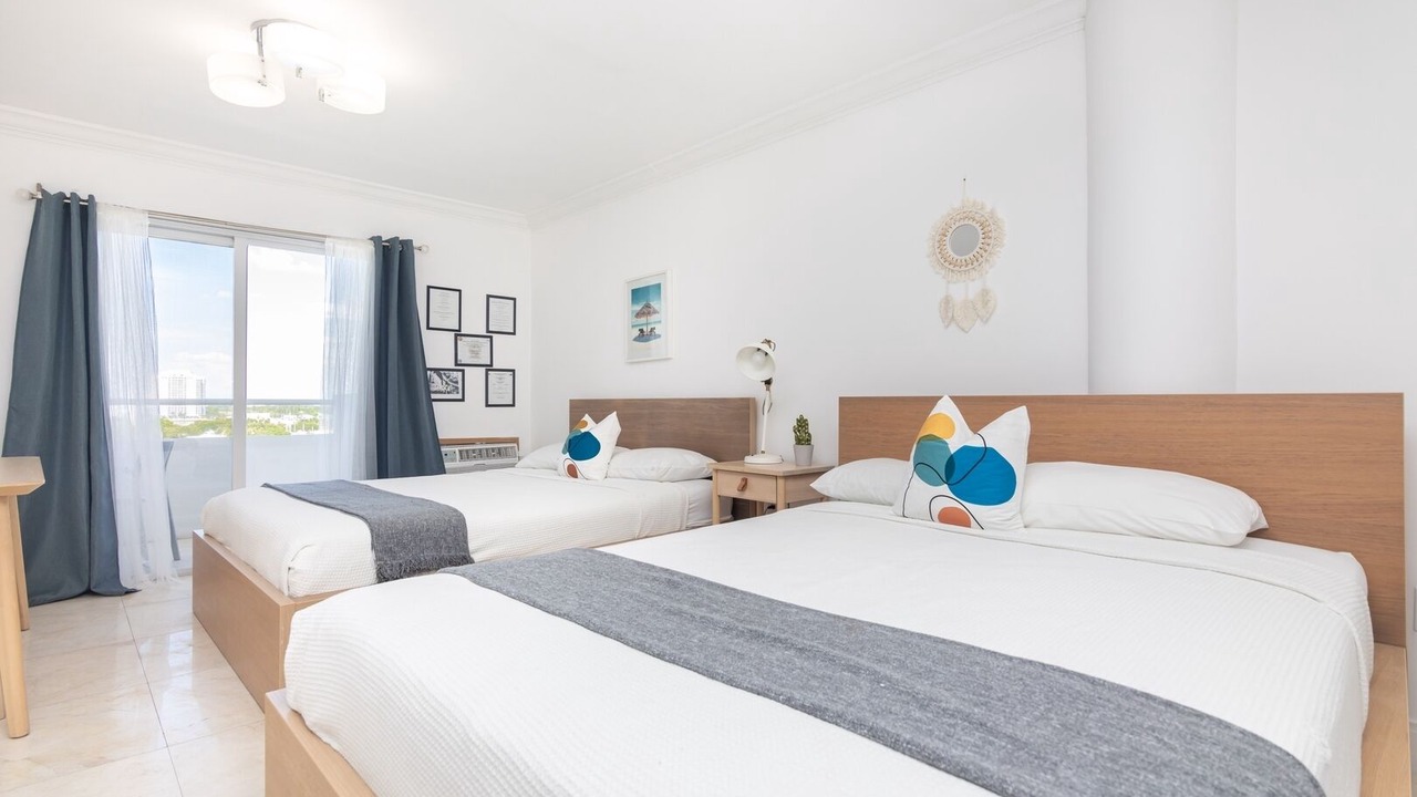 Photo of Bedroom in North Bay Village
