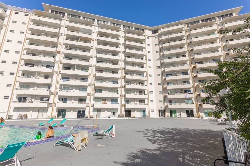 Photo of Outdoor in North Bay Village