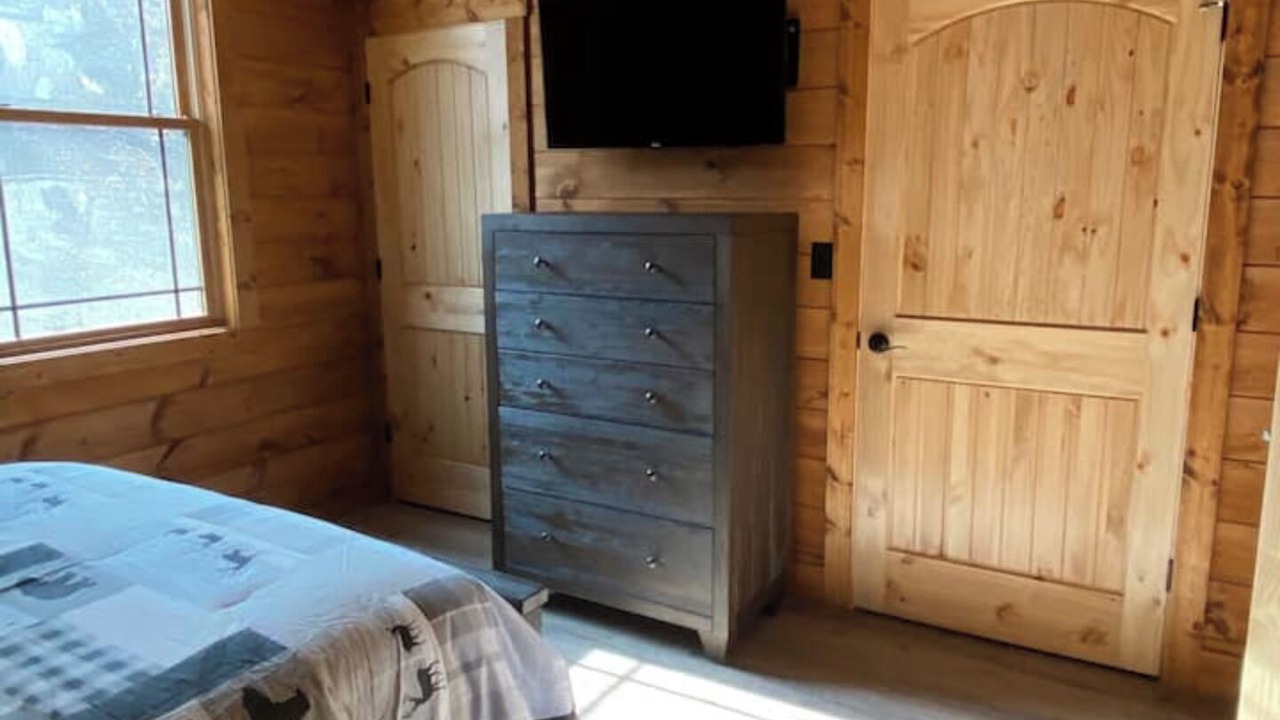 Photo of Bedroom in French Lick