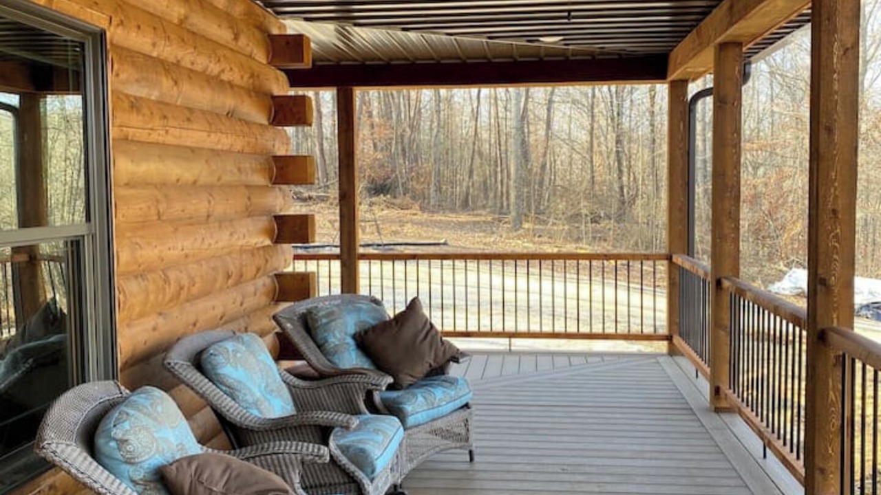 Photo of Patio Balcony in French Lick