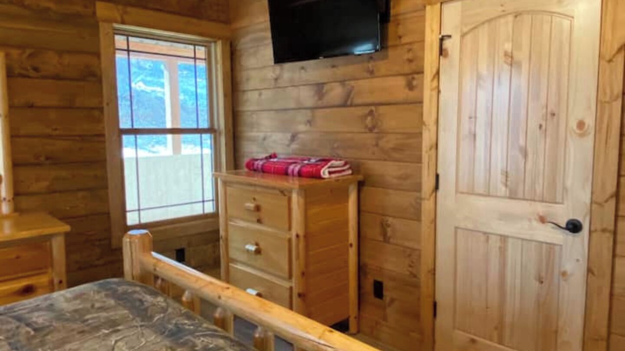 Photo of Bedroom in French Lick