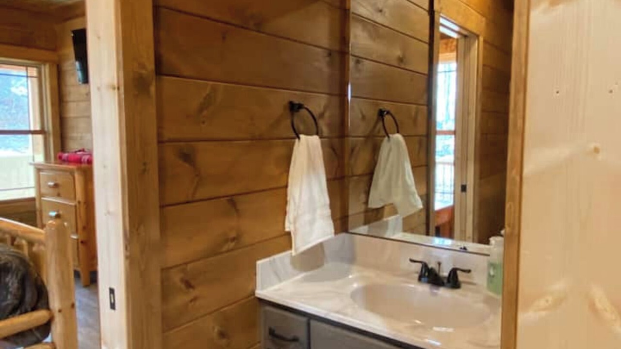 Photo of Bathroom in French Lick