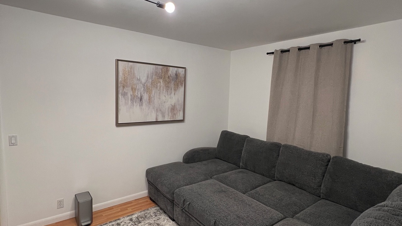 Photo of Livingroom in Valley Stream