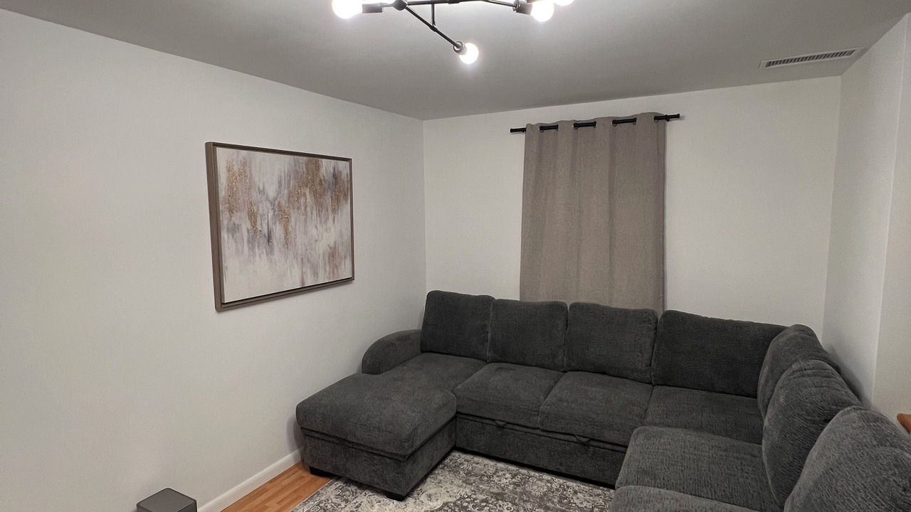 Photo of Livingroom in Valley Stream