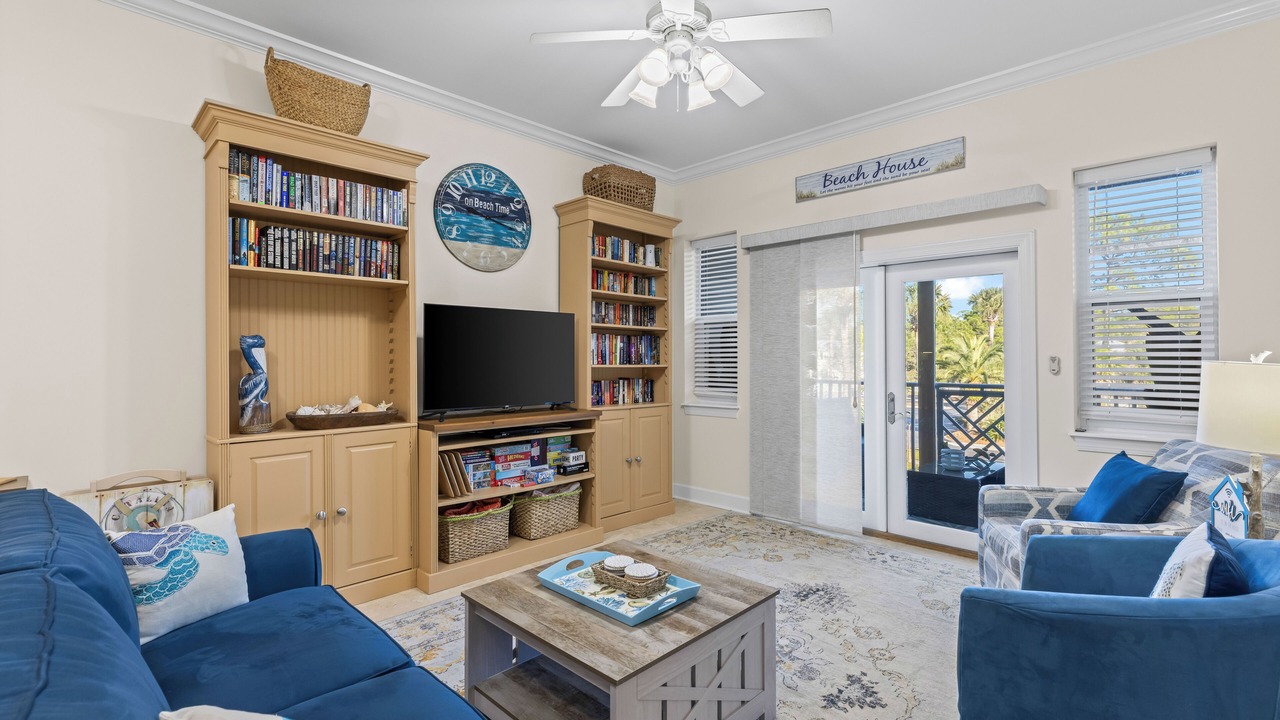 Photo of Livingroom in Village of Sugar Beach