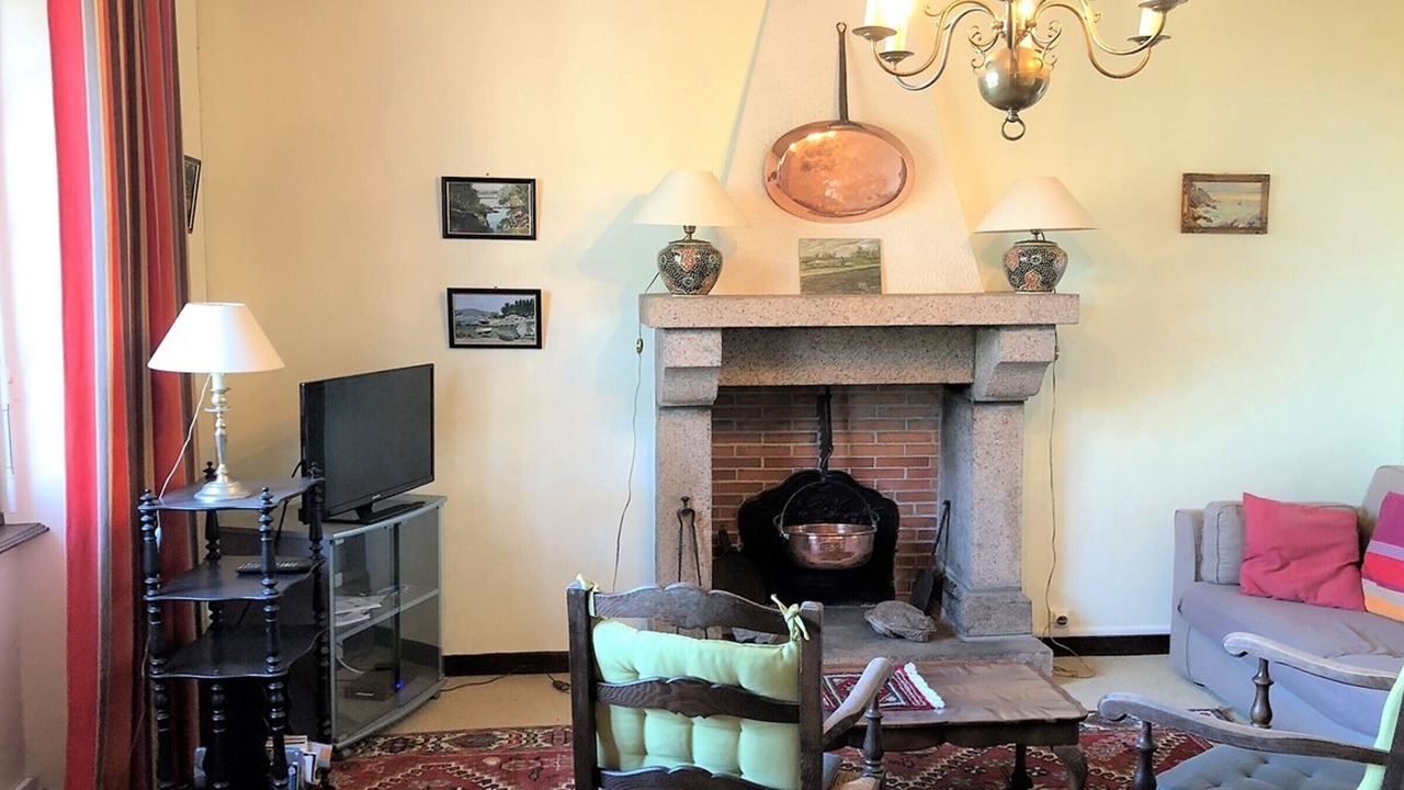 Photo of Livingroom in Cote de Granit Rose
