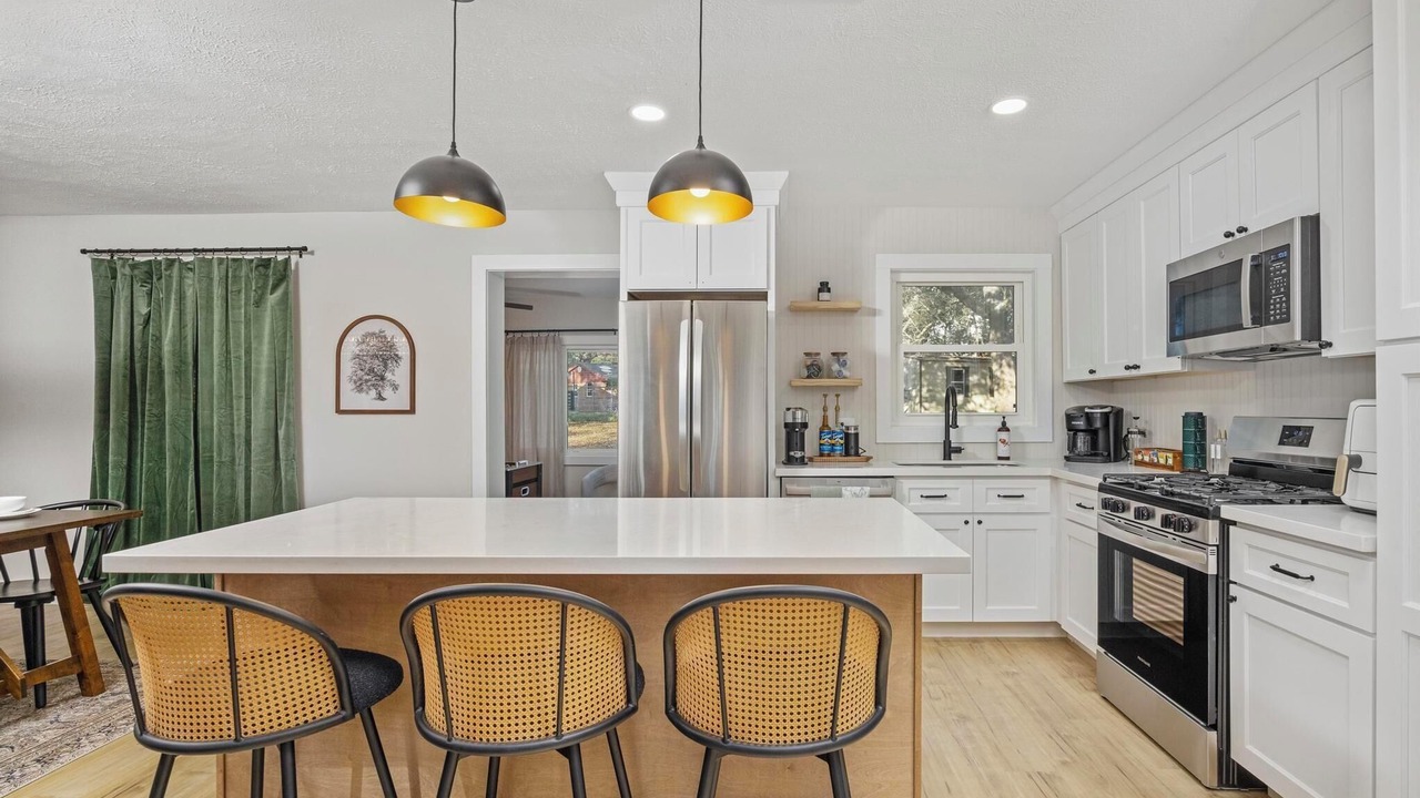 Photo of Kitchen in Mary Esther