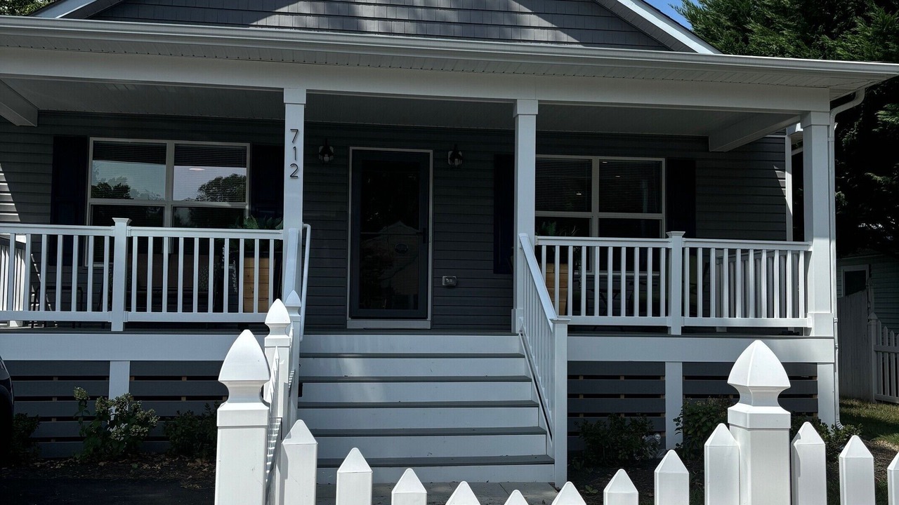 Photo of Outdoor in Issue