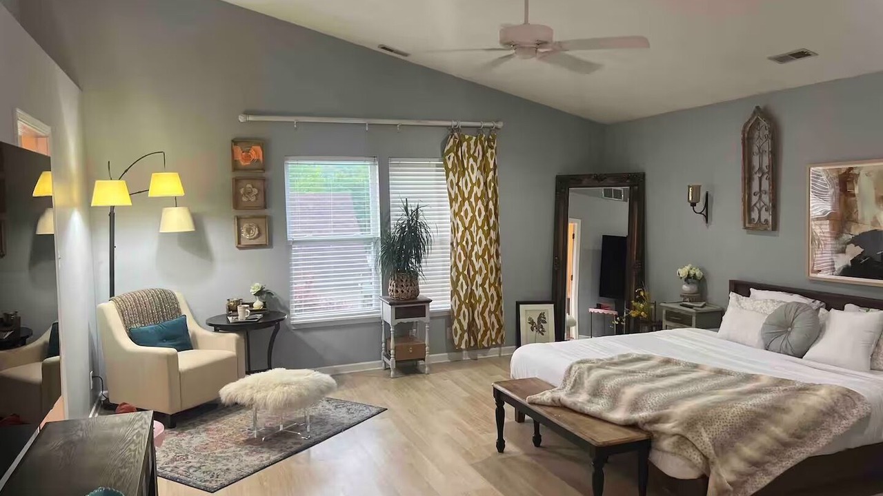 Photo of Bedroom in Noblesville