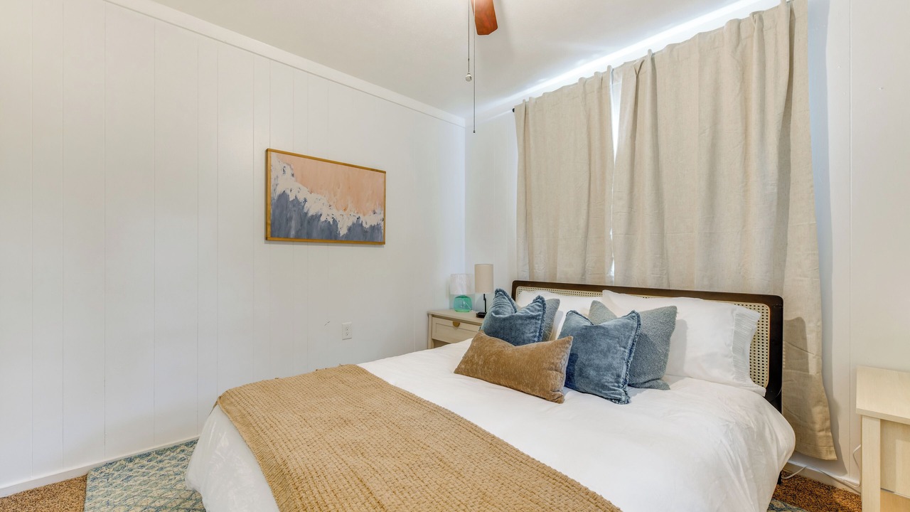 Photo of Bedroom in Colonial Beach