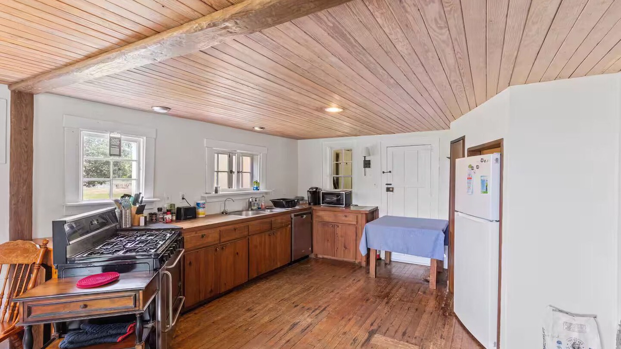 Photo of Kitchen in North