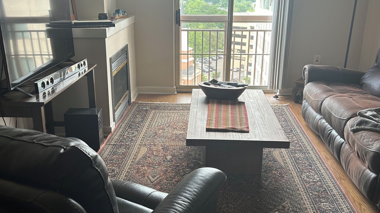 Photo of Livingroom in Clarendon