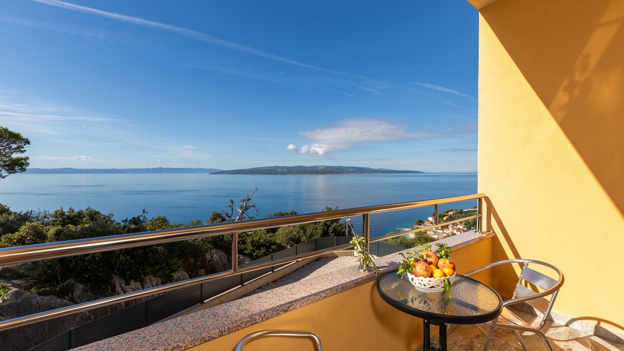 Photo of Patio Balcony in Bratus