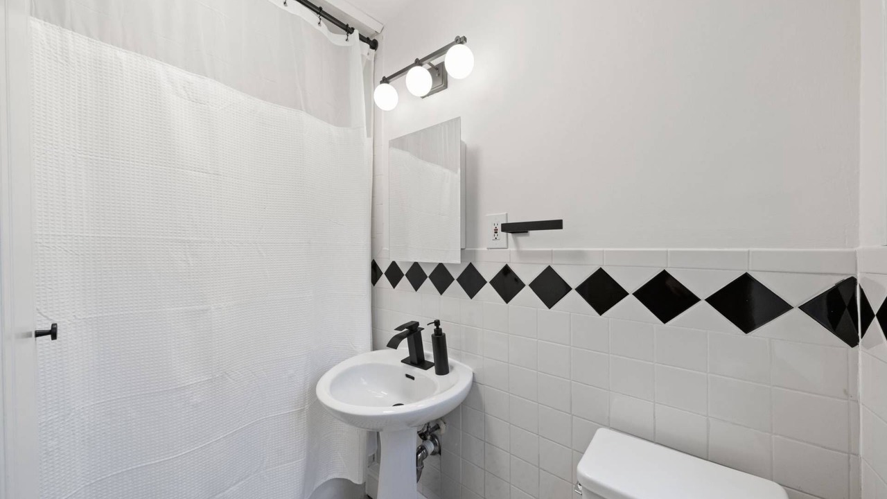 Photo of Bathroom in Beacon Hill