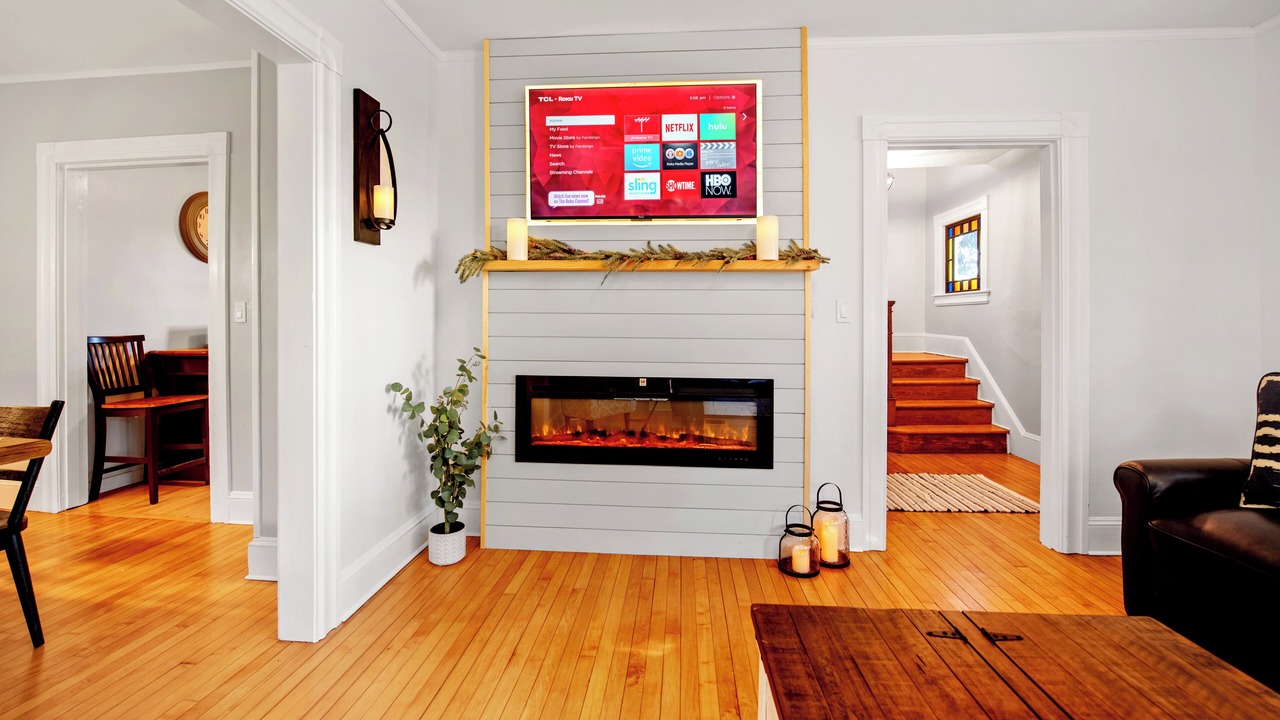 Photo of Livingroom in Amherst