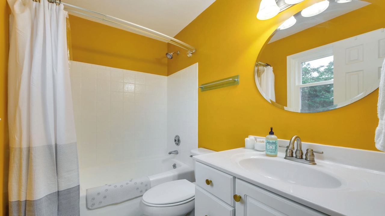 Photo of Bathroom in Weems