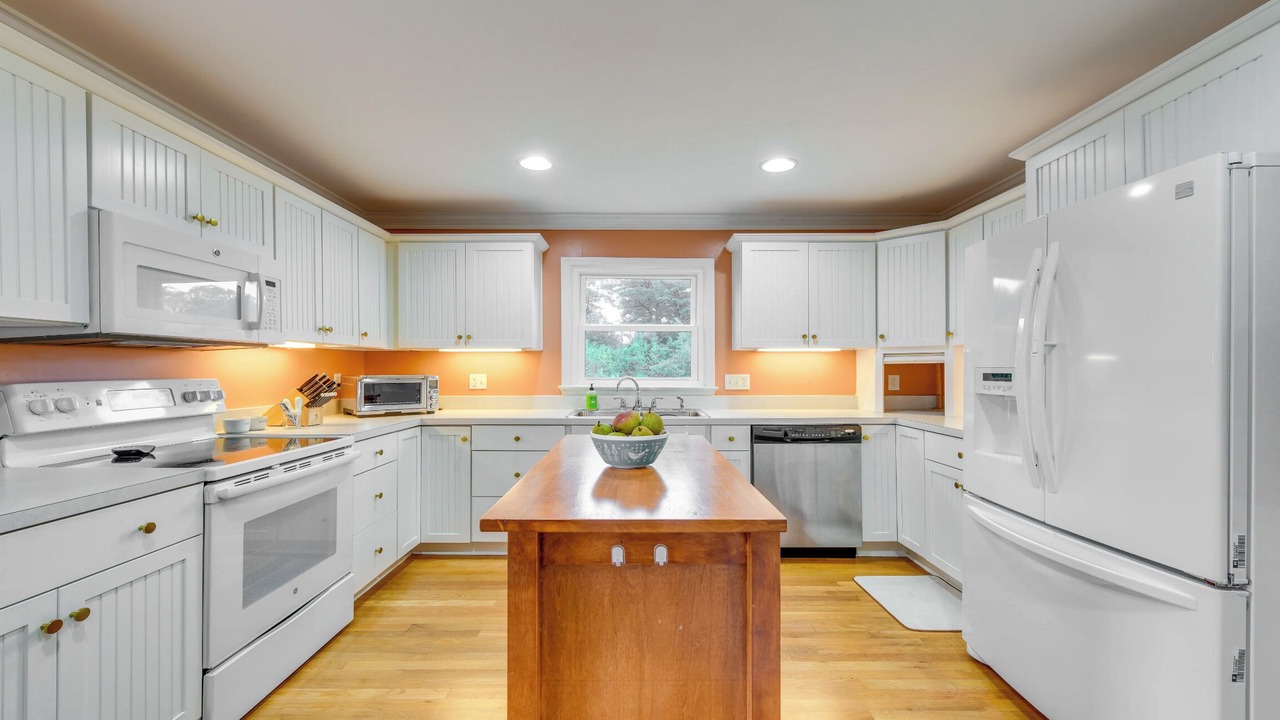 Photo of Kitchen in Weems