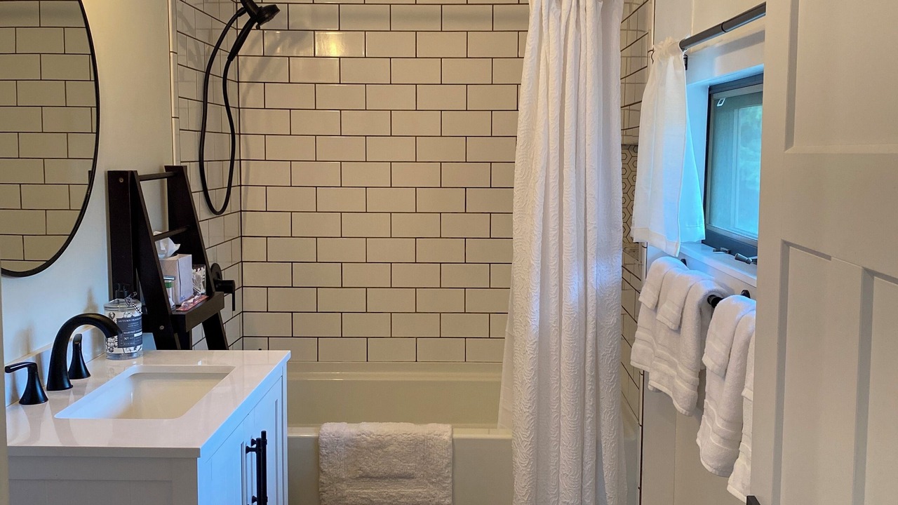 Photo of Bedroom in Oxford