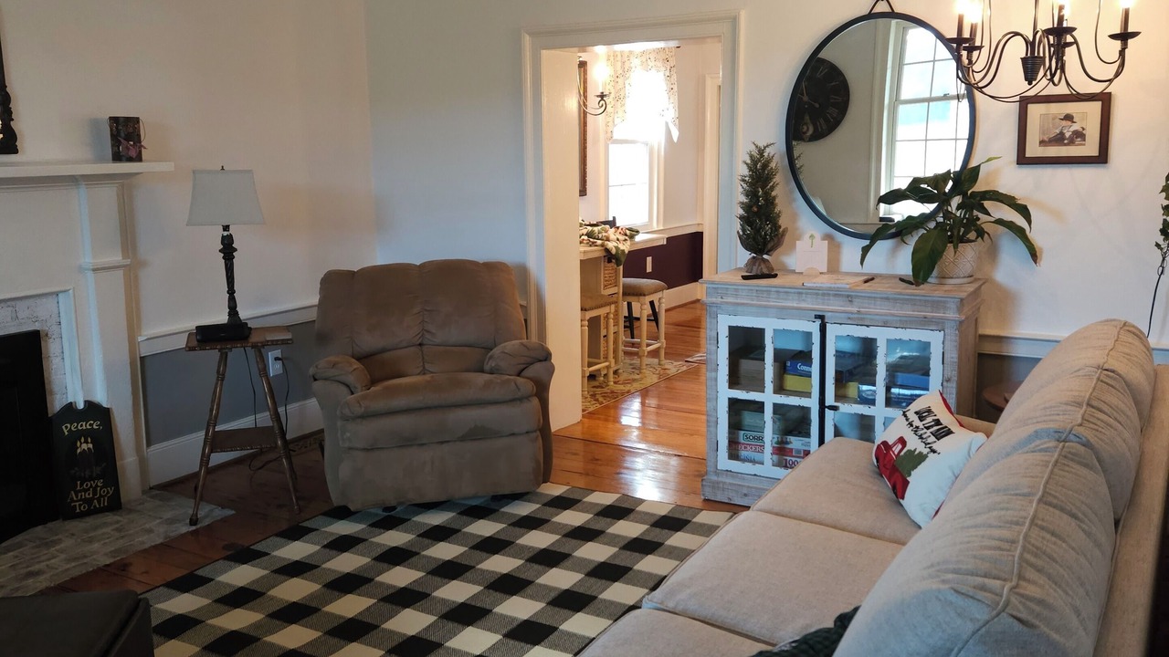 Photo of Livingroom in Buchanan