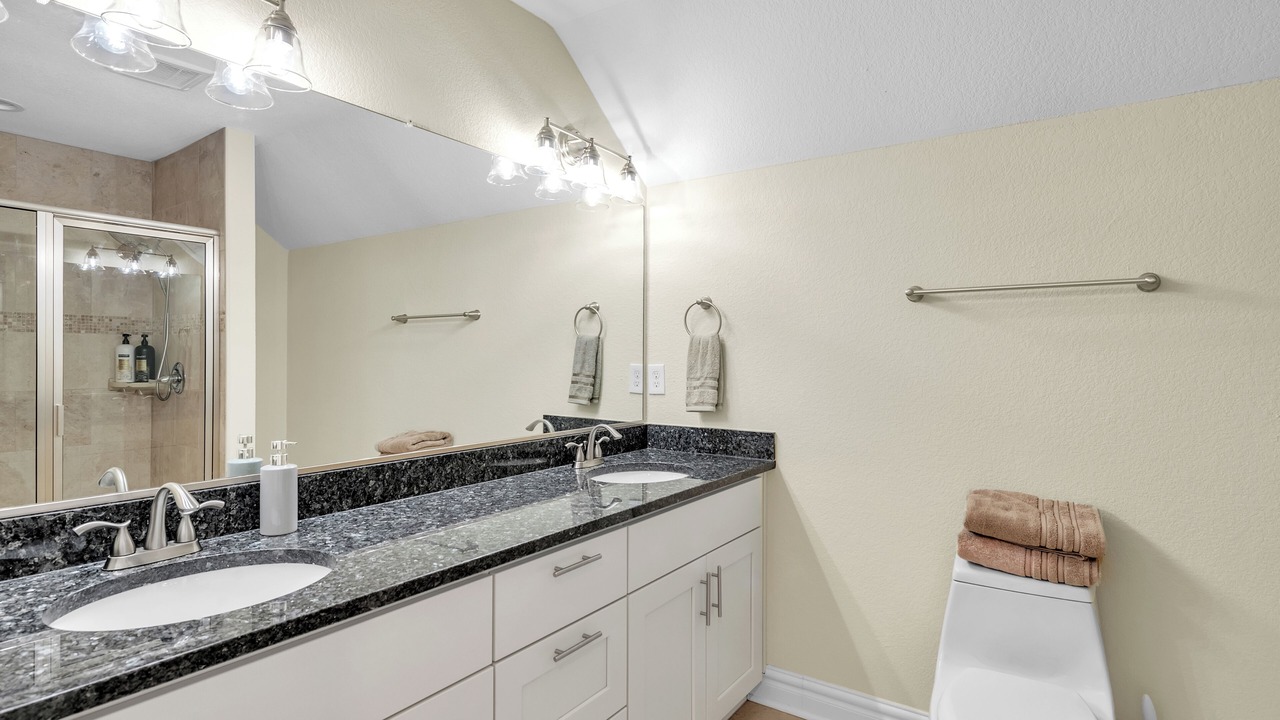 Photo of Bathroom in Hampton
