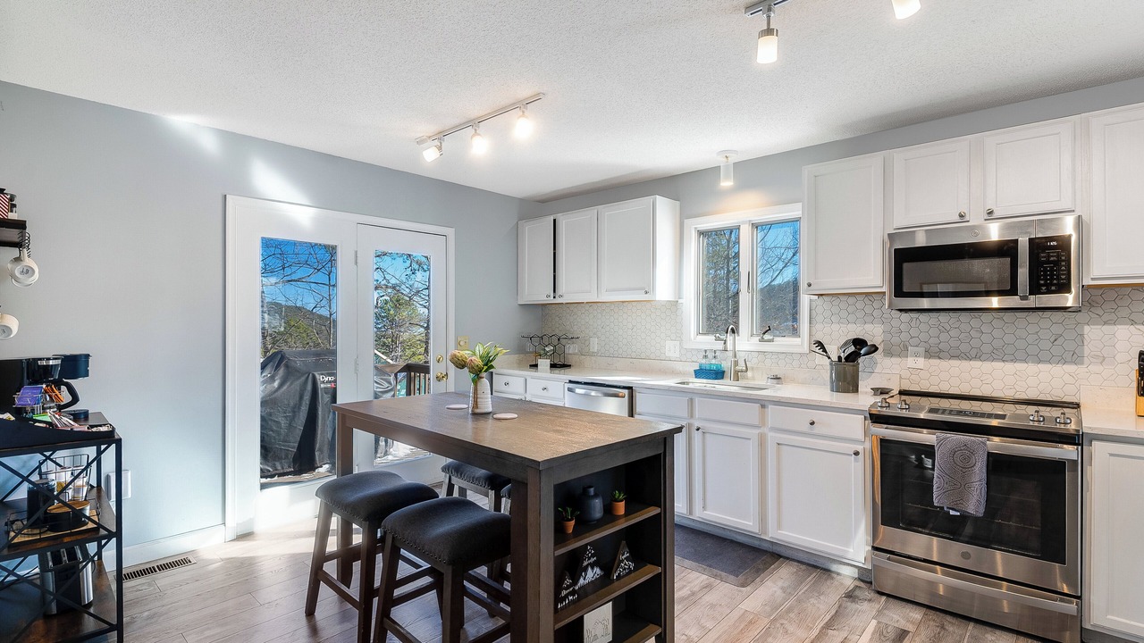 Photo of Kitchen in McGaheysville
