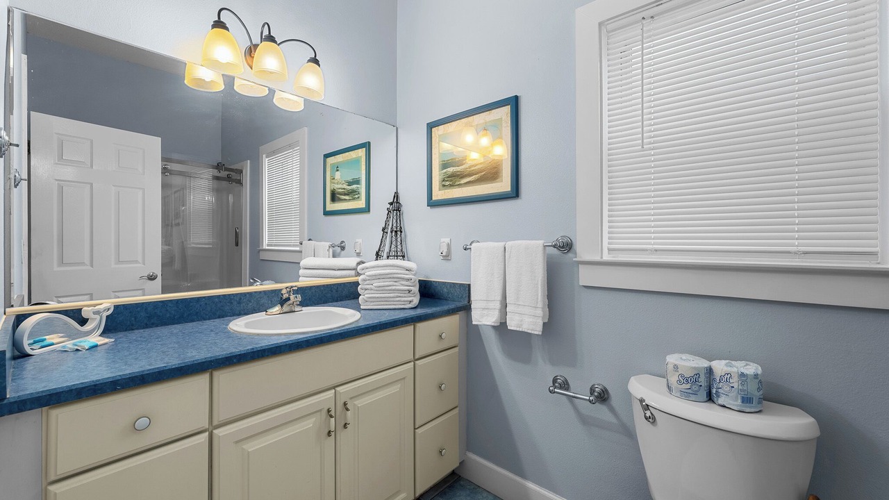 Photo of Bathroom in Painters Walk